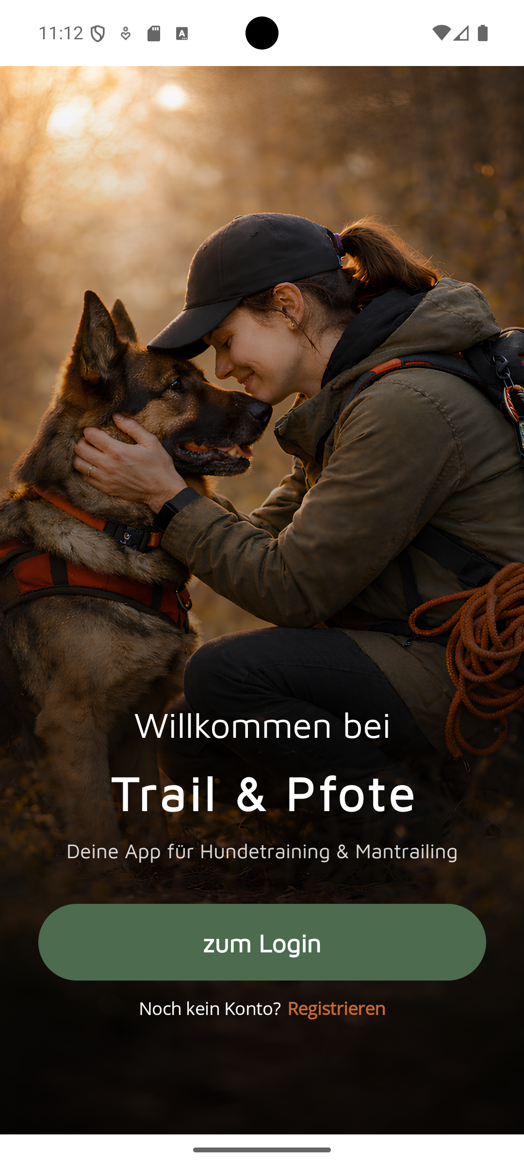 TrailUndPfote App Splashscreen mit Hund und Mensch im Wald